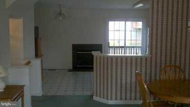 4156 Brown Bark Cir, Randallstown, MD 21133 - photo 4