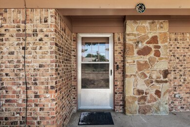 2615 W Highland Dr, Granbury, TX 76049 - photo 4