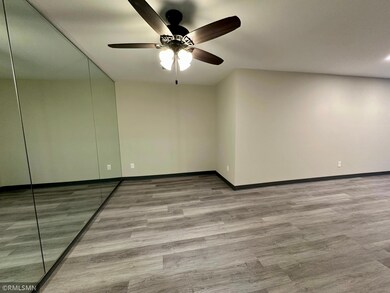 5645 Green Circle Dr unit 204, Minnetonka, MN 55343 - photo 7