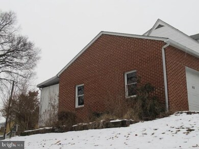 450 N 50th St, Harrisburg, PA 17111 - photo 4