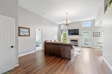 3102 Menzola Drive-14.jpg-SMALL