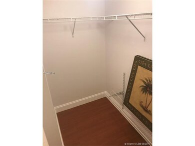 Master Walk-in-closet