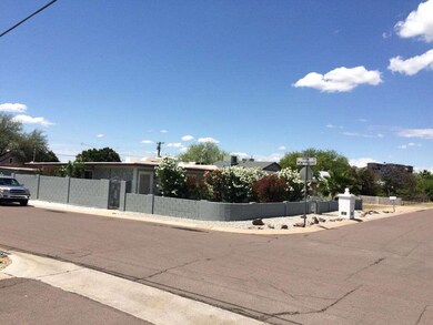 8104 N 11th Place, Phoenix, AZ 85020 - photo 2