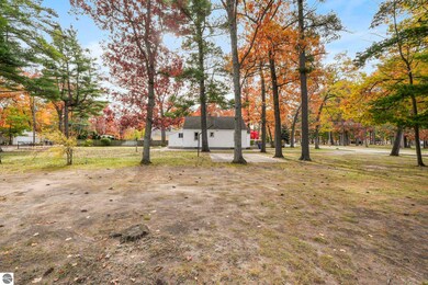 315/319 Fair St, Traverse City, MI 49686 - photo 2