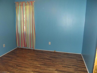 353 Hoover Hill Rd, Asheboro, NC 27205 - photo 5