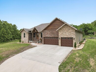 416 W Saddle Club Rd-1