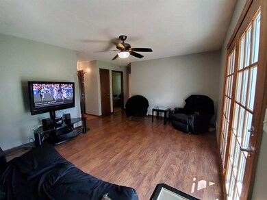 8324 Roseborough Rd, Louisville, KY 40228 - photo 3