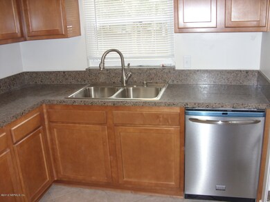 404 Oglethorpe Rd, Jacksonville, FL 32216 - photo 5