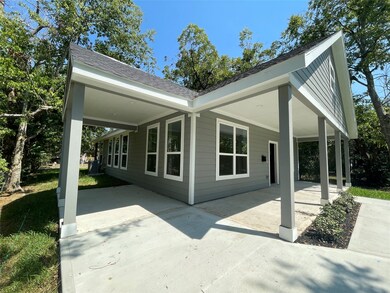 313 2nd St, Rosenberg, TX 77471 - photo 2