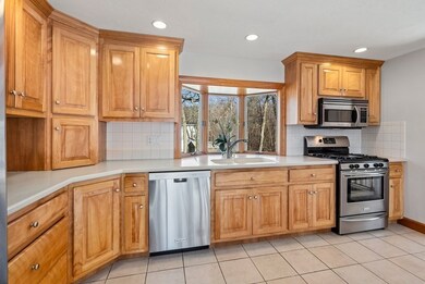 48 Causeway St, Hudson, MA 01749 - photo 6