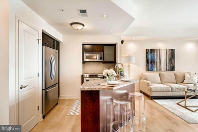 The Vue unit 2108, Baltimore, MD 21202 - photo 2