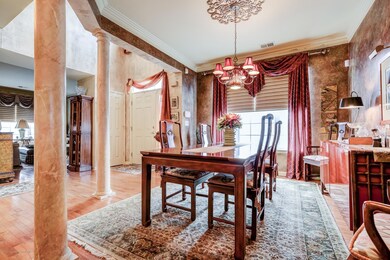 009_Dining Room