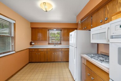 5909 Cavell Ave N, New Hope, MN 55428 - photo 6