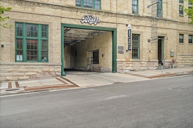 Breezeway Entrance