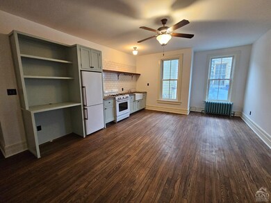 742 Warren St unit 2R, Hudson, NY 12534 - photo 5