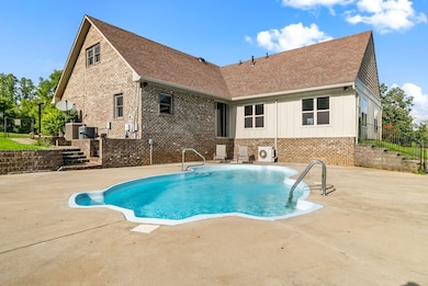 1012 Spring Creek Rd, Chapmansboro, TN 37035 - photo 2