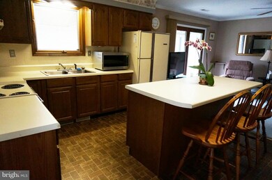 749 W 16th St, Front Royal, VA 22630 - photo 7