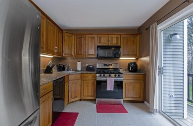 153 Middlesex Rd, Merrimack, NH 03054 - photo 4