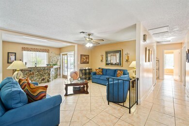 3639WaldenLane_06