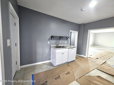 125 River St unit 2, Olyphant, PA 18447 - photo 5