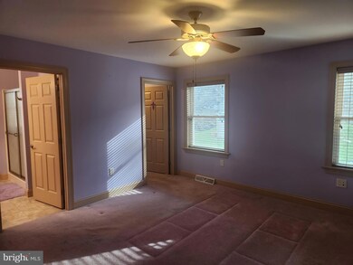 794 Fairview Rd, Mount Joy, PA 17552 - photo 2