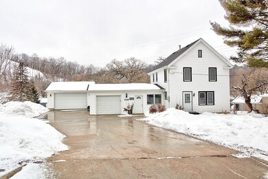 2218 Bush St, Red Wing, MN 55066 - photo 3