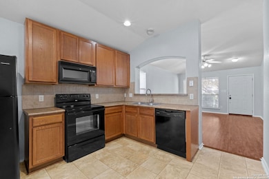 3603 Aranda Fields, Converse, TX 78109 - photo 5