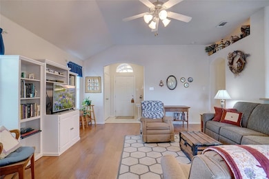 305 Clark Ave, Weatherford, TX 76085 - photo 4