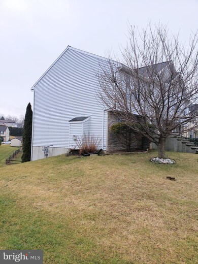 6 Tulpehocken Ct, Womelsdorf, PA 19567 - photo 3