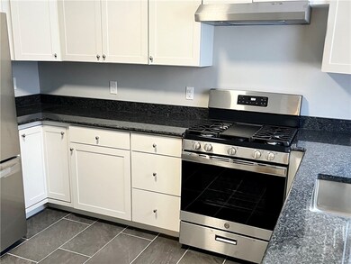 2139 Elmwood Ave, Warwick, RI 02888 - photo 4