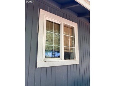 605 SW Nye Ave, Pendleton, OR 97801 - photo 3