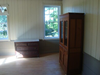 710 E 18th St, La Porte, IN 46350 - photo 7