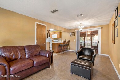 7532 Jana Ln S, Jacksonville, FL 32210 - photo 4