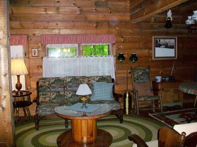 1100 Red Hawk Dr, Lake Ariel, PA 18436 - photo 4