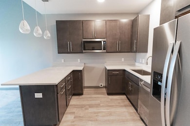 576 E Third St unit 312, Lexington, KY 40508 - photo 3