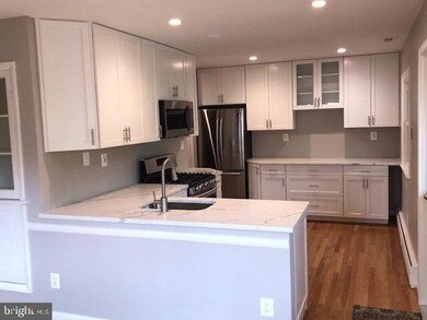 2414 Chestnut St, Falls Church, VA 22043 - photo 2