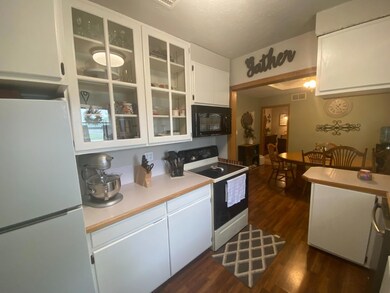 414 E 5th St, Hugoton, KS 67951 - photo 7