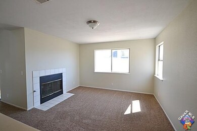 3464 35th St W, Rosamond, CA 93560 - photo 5