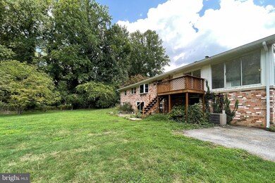 16110 Cambridge Ct, Bowie, MD 20715 - photo 3