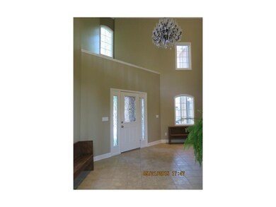 Spacious 2 Sty Entry
