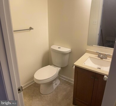 14420 Pebble Hill Ln, North Potomac, MD 20878 - photo 6