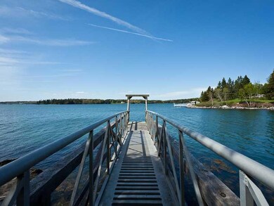 Waterfront/Dock/Pier.