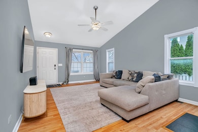 1605 Heritage Pointe Ct, Plainfield, IL 60586 - photo 2