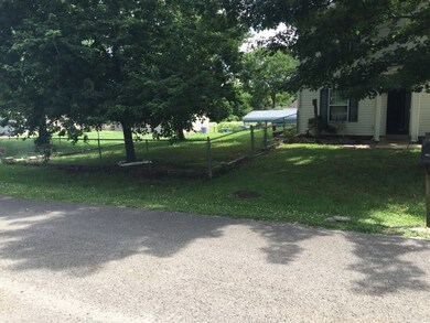 311 Cottonwood Dr, Shelbyville, TN 37160 - photo 4