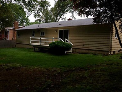 52 Rockcrest Dr, Cranston, RI 02920 - photo 3