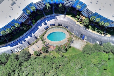 The Wave Condos unit 202, Saint Petersburg, FL 33712 - photo 2