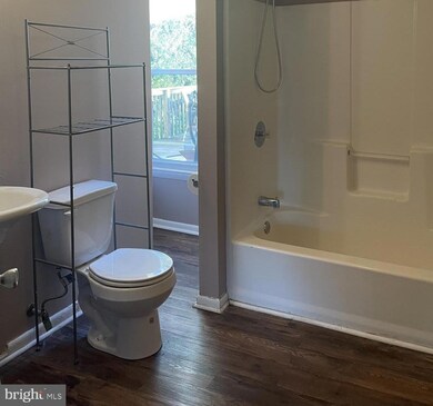 5734 Main St unit 2ND FLOOR, Mays Landing, NJ 08330 - photo 2