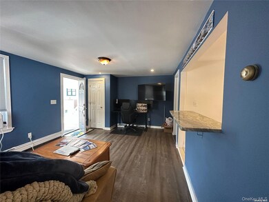 239 Main St unit B, Northport, NY 11768 - photo 4