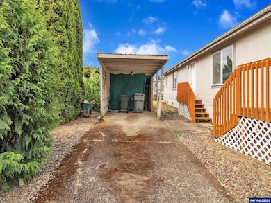 1005 Ferry St, Dayton, OR 97114 - photo 3