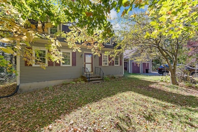 photos_high_resolution_114_Garden_Cir_10